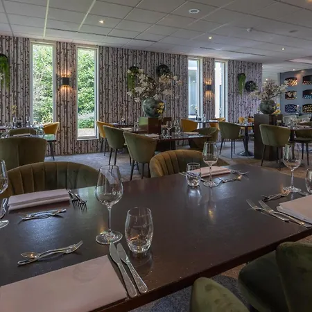 Fletcher Hotel-restaurant Mooi Veluwe 4* 푸텐